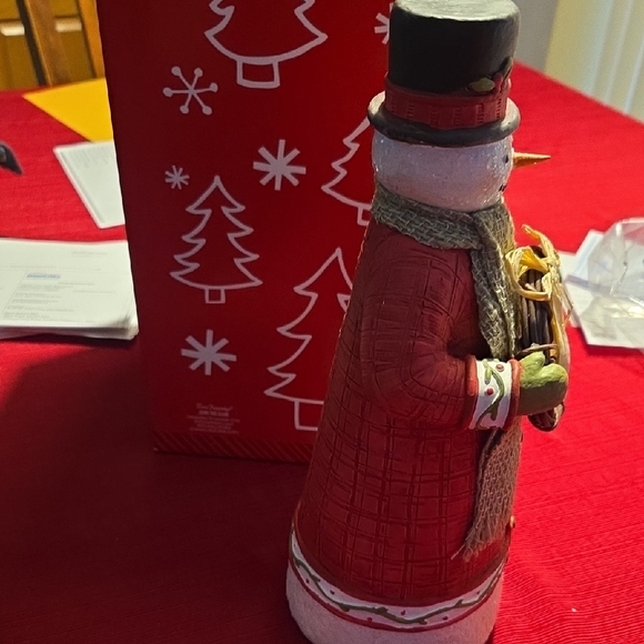 Hallmark Red Snowman with Wreath and Black Hat...in Box...2014 - Picture 5 of 8